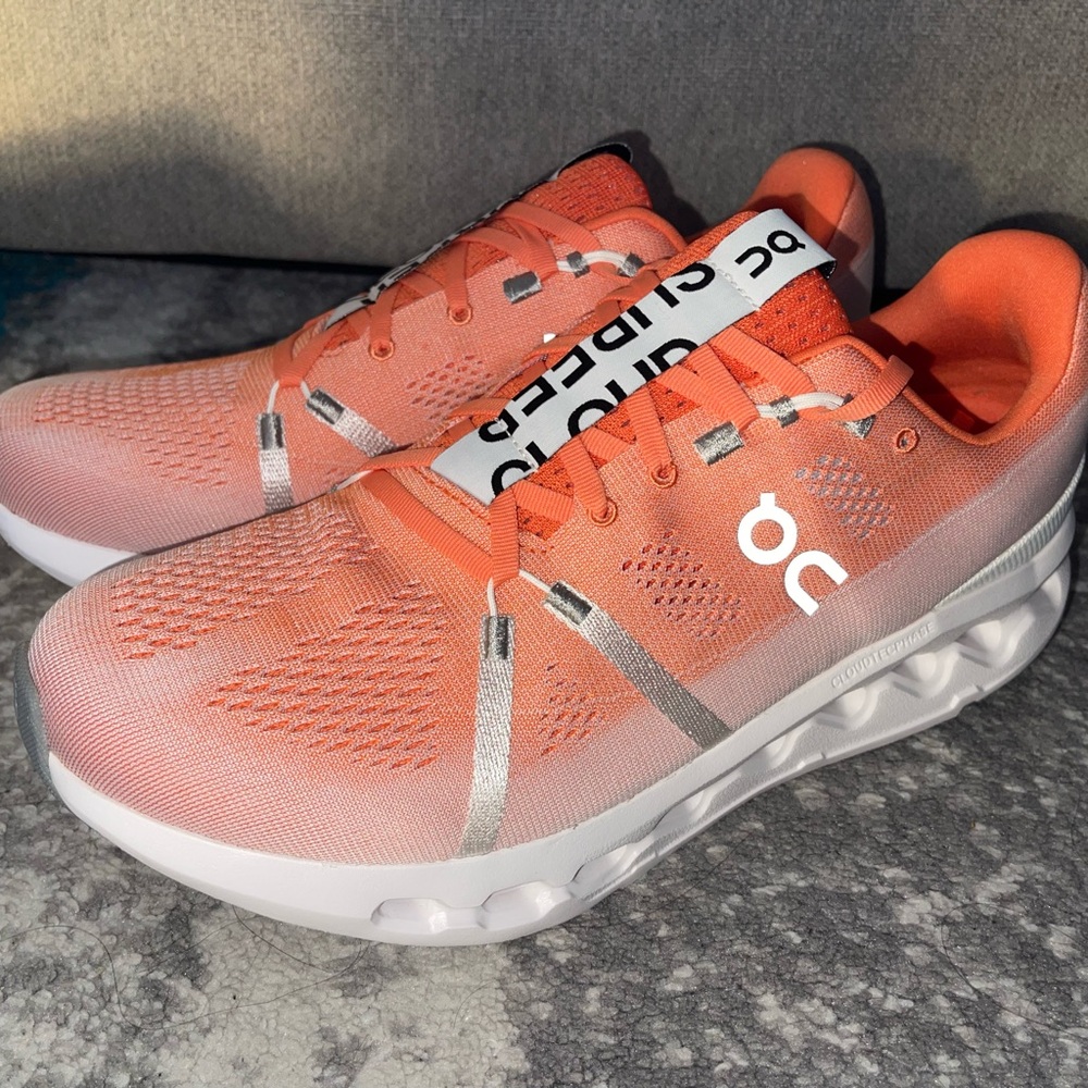Men’s On Cloudsurfer - Size 10.5